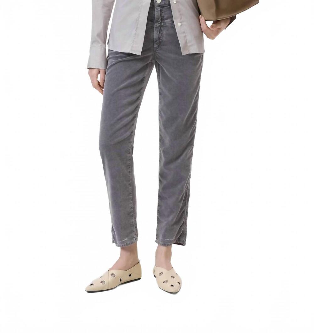 NEW CLOSED pedal pusher pants in rain